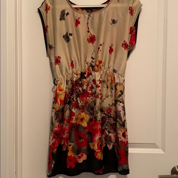 3 for $20 💜 F21 Tunic Floral Blouse - Picture 1 of 4